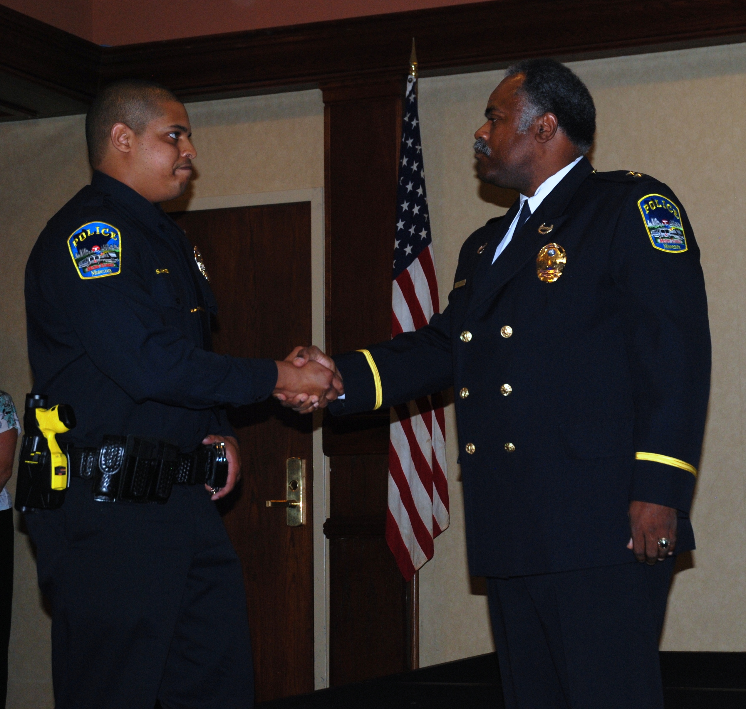 metro transit police swear in 19 new full time officers metro transit police