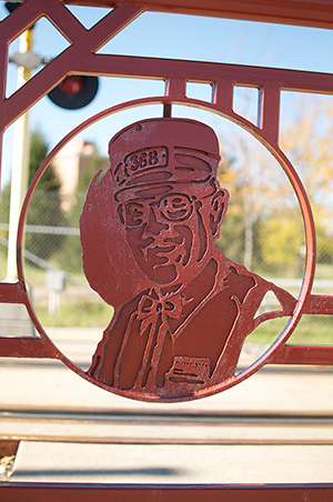 Image of public art at the Franklin Avenue Station on the METRO Blue Line. 