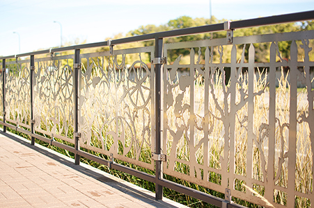 Image of public art at the METRO Blue Line 50th Street/Minnehaha Park Station.