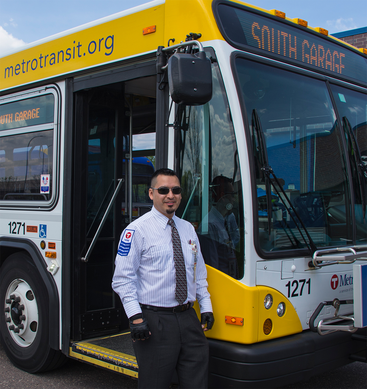 bus driver hiring metro