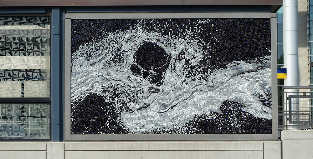 blue_line_public_art_moa_mural_2.jpg