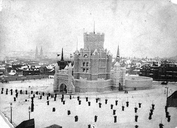 green_line_public_art_10th_st_1888-ice-castle.jpg