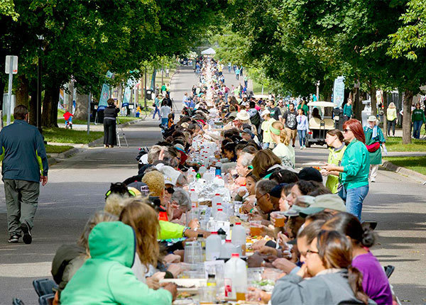 green_line_public_art_dale_table-photo-by-andy-king2.jpg