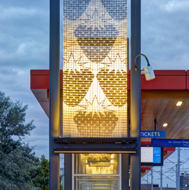 Royalston Ave / Farmers Market Station