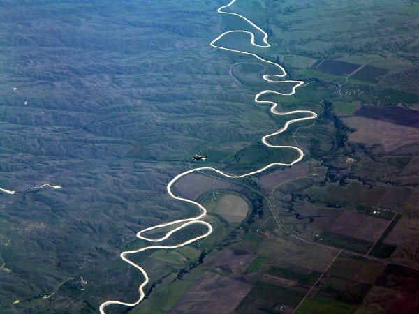 green_line_public_art_western_mississippi-winding-2.jpg
